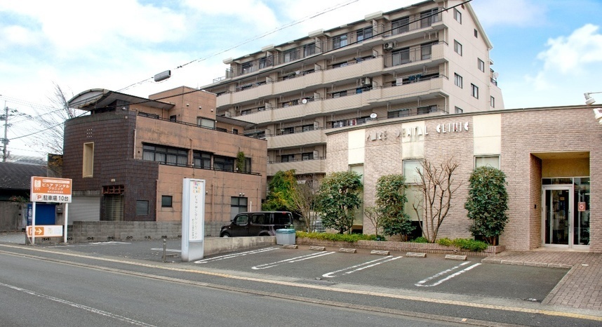 ピュアデンタルクリニック 熊本市中央区の歯科医